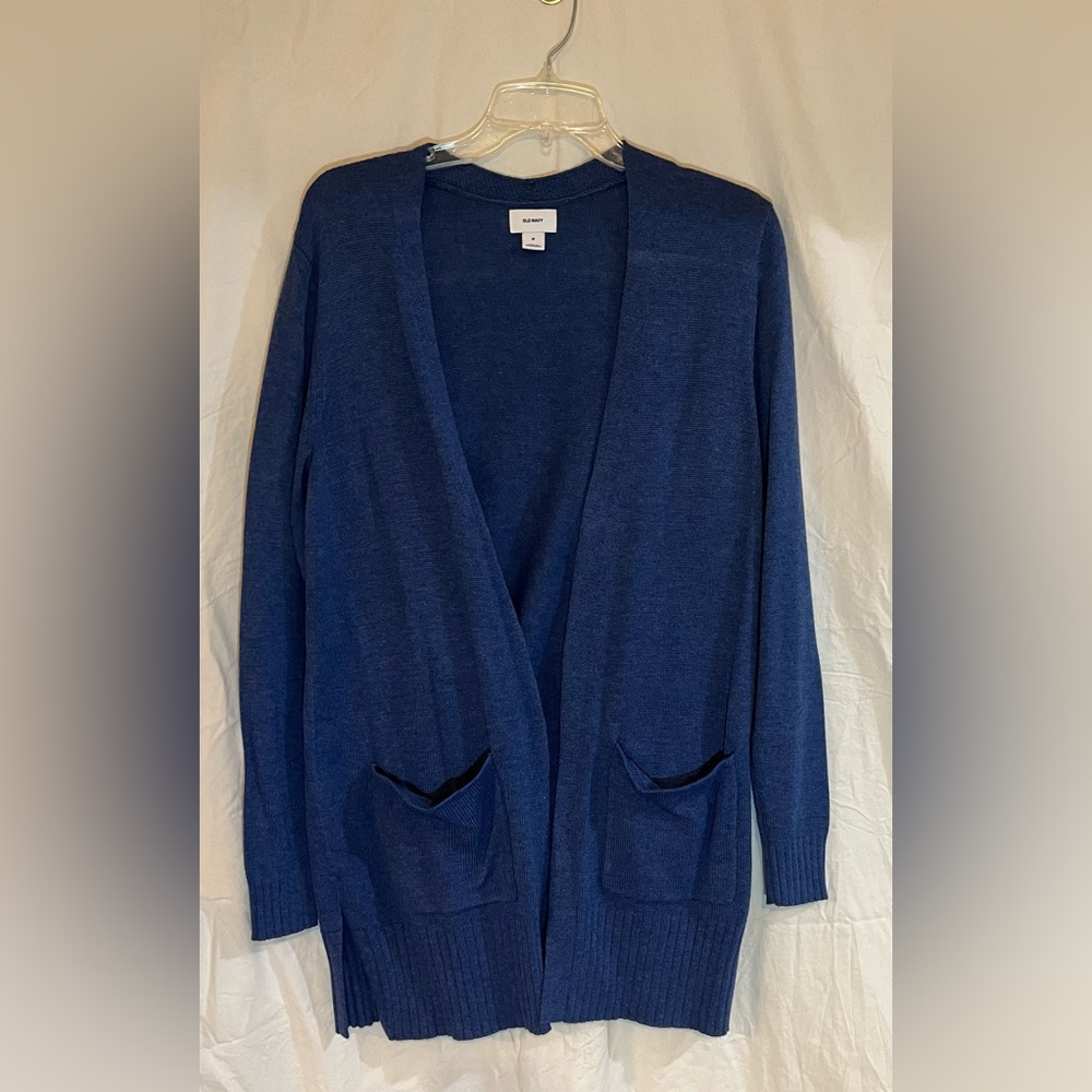 Old Navy cardigan sweater in blue size Medium